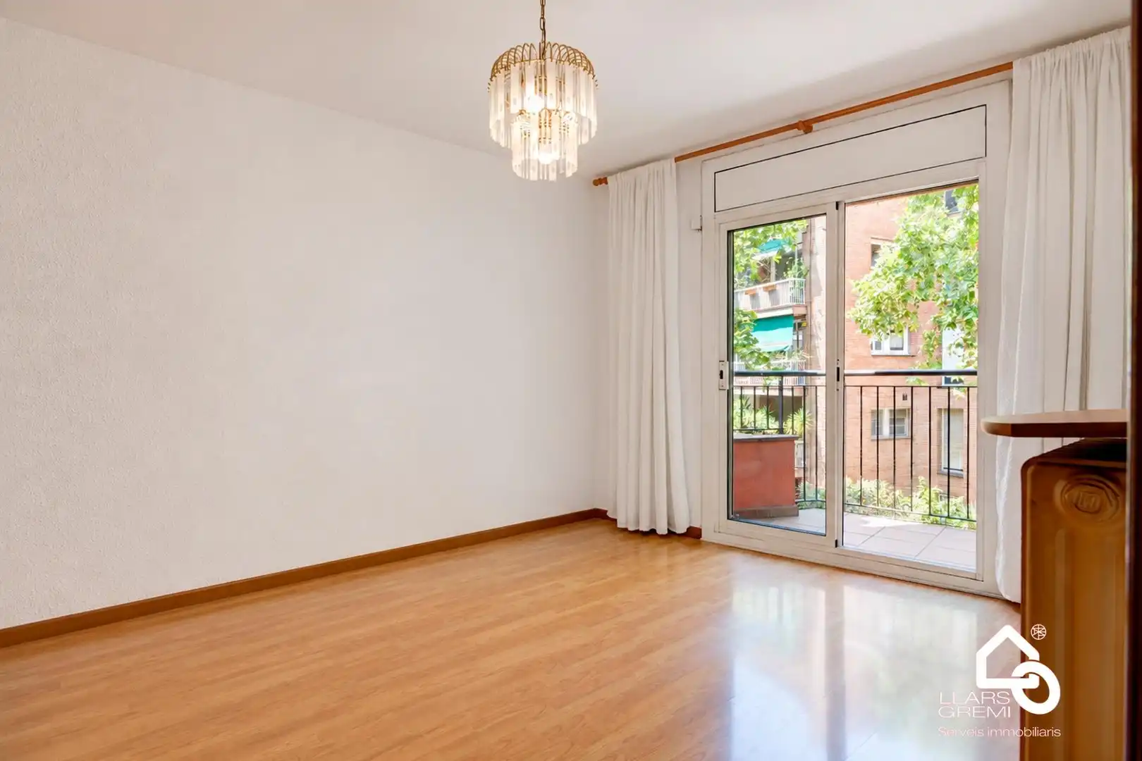 Habitación de Piso en venta en Barcelona con Calefacción y Balcón