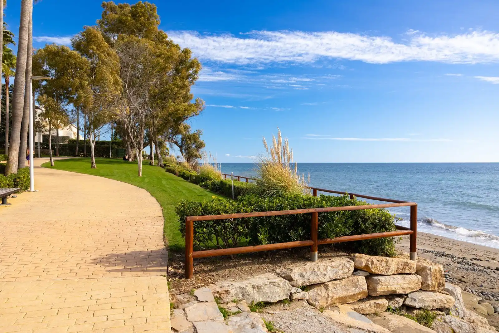 Vista exterior de Apartamento en venta en Estepona con Aire acondicionado, Terraza y Amueblado