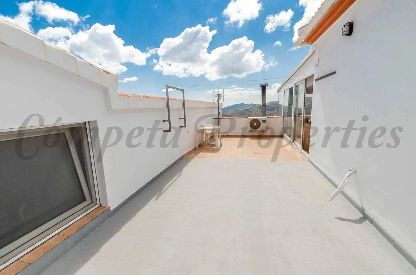 Casa amb piscina en venda a Canillas de Albaida, imagen 15