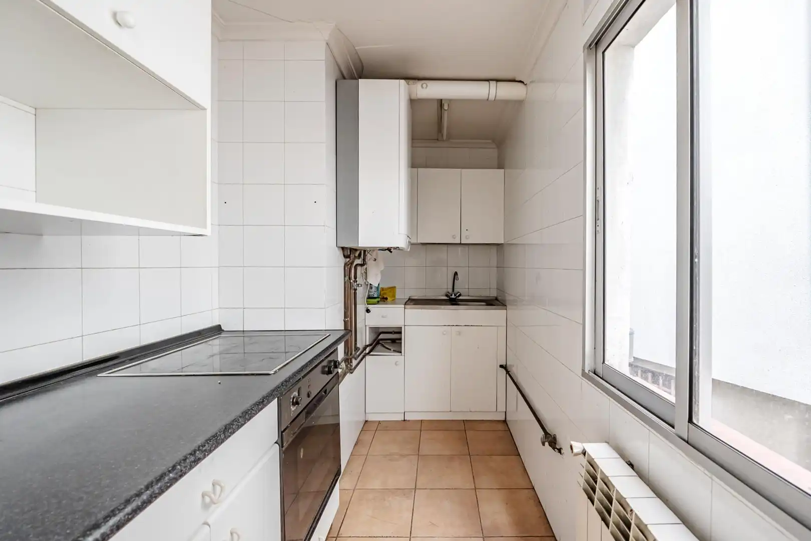 Cuina de Apartament en venda en Valladolid amb Calefacció