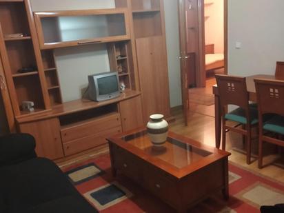 Living room of Flat for sale in Aranjuez  with Air Conditioner and Heating