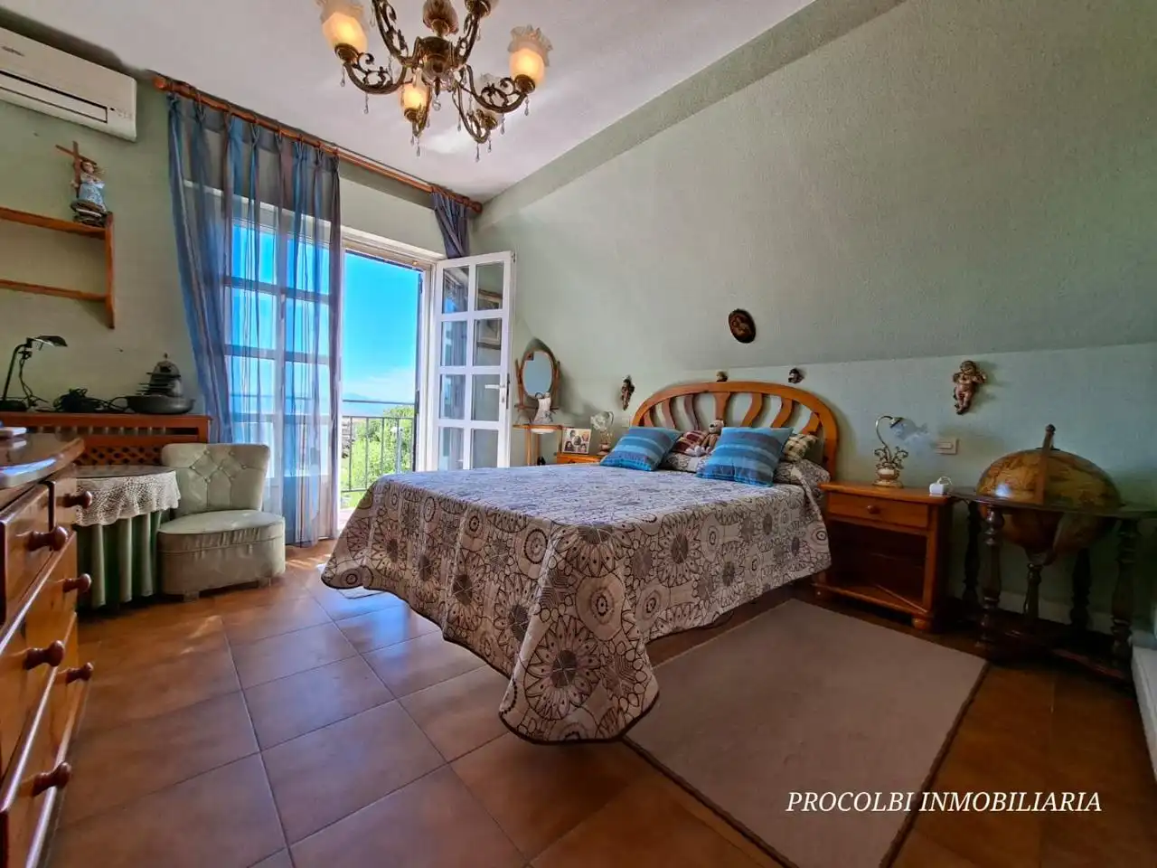 Dormitori de Casa o xalet en venda en El Casar amb Aire condicionat, Calefacció i Jardí privat
