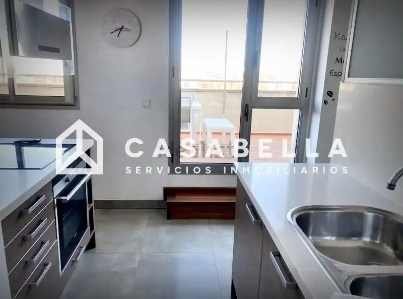 Cuina de Dúplex en venda en Valencia amb Aire condicionat, Calefacció i Terrassa