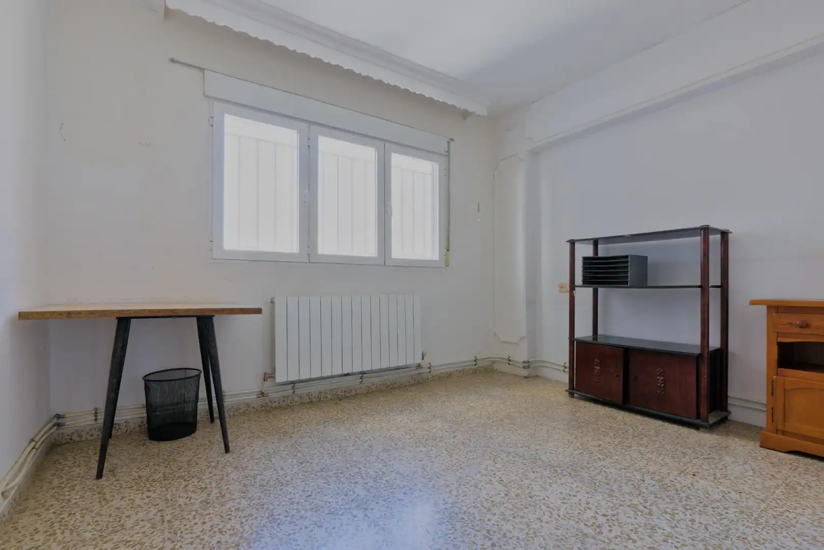 Bedroom of Flat for sale in Granada  with Heating