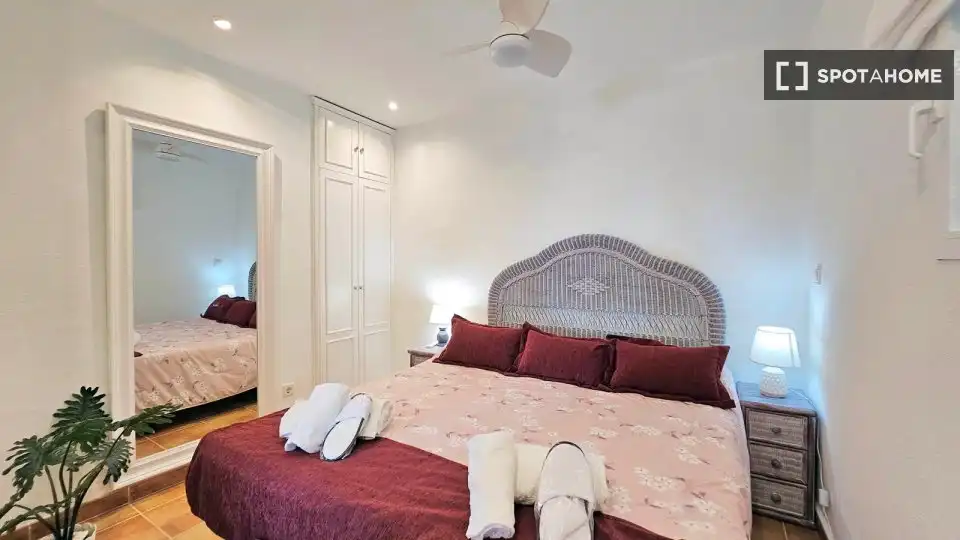 Bedroom of Apartments for share in La Manga del Mar Menor  with Air Conditioner, Terrace and Furnished