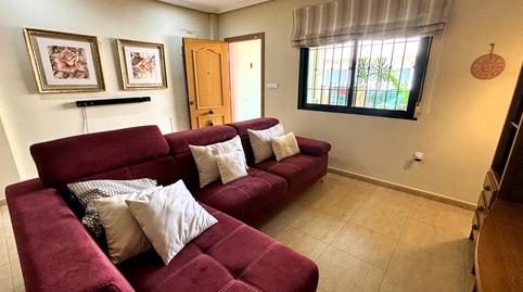 Foto 2 de Casa adosada en venda a El Altet, Alicante