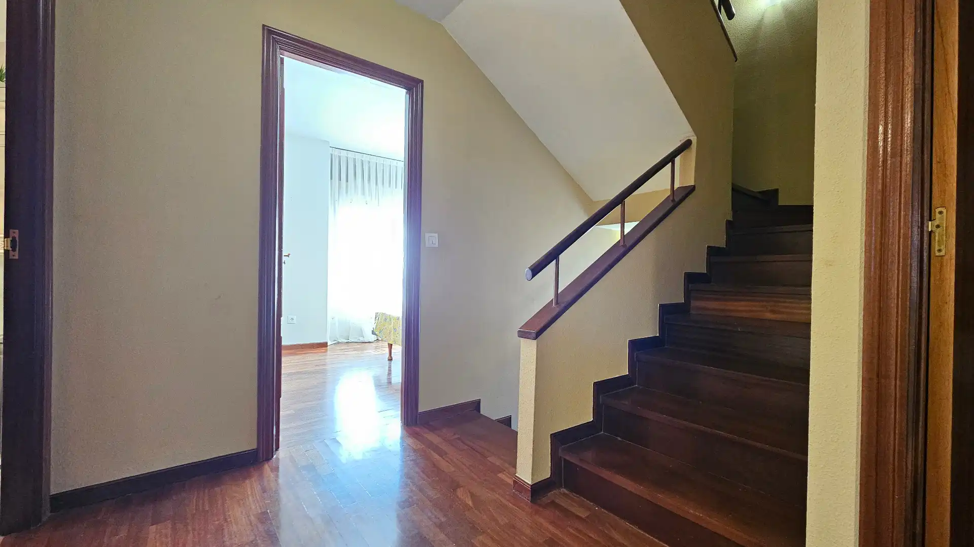 Casa adosada en venta en Alegría-Dulantzi con Calefacción, Parquet y Terraza