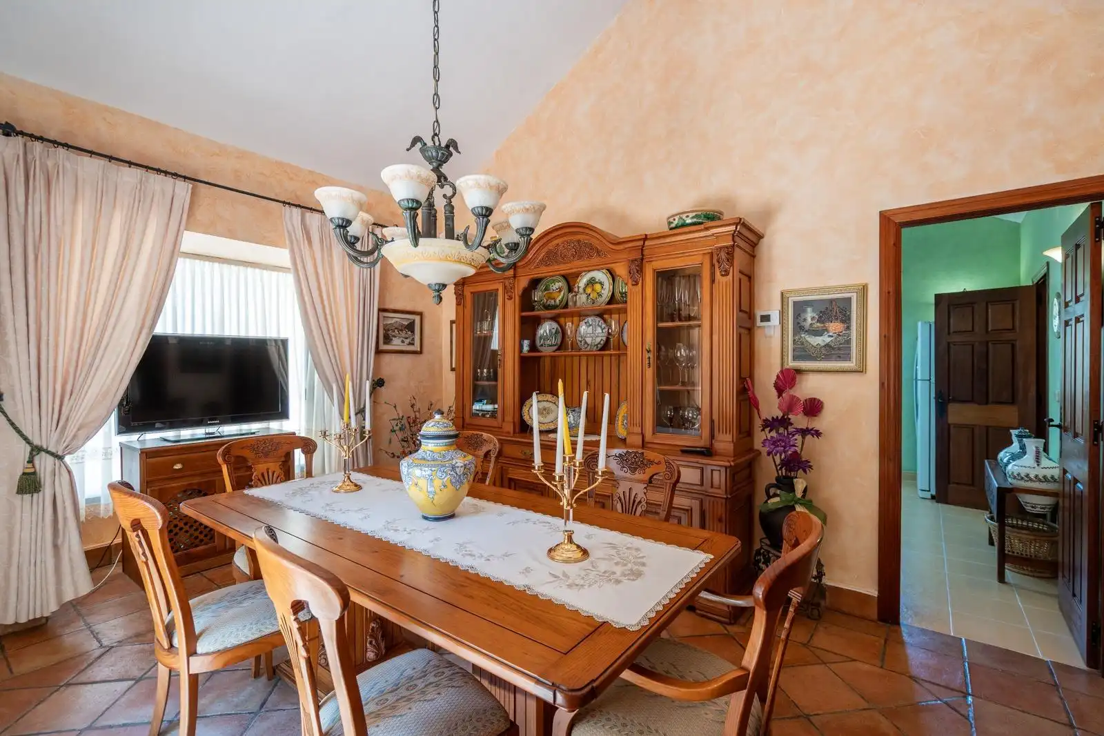 Dining room of Country homes for sale in Chinchón  with Air Conditioner, Heating and Private garden