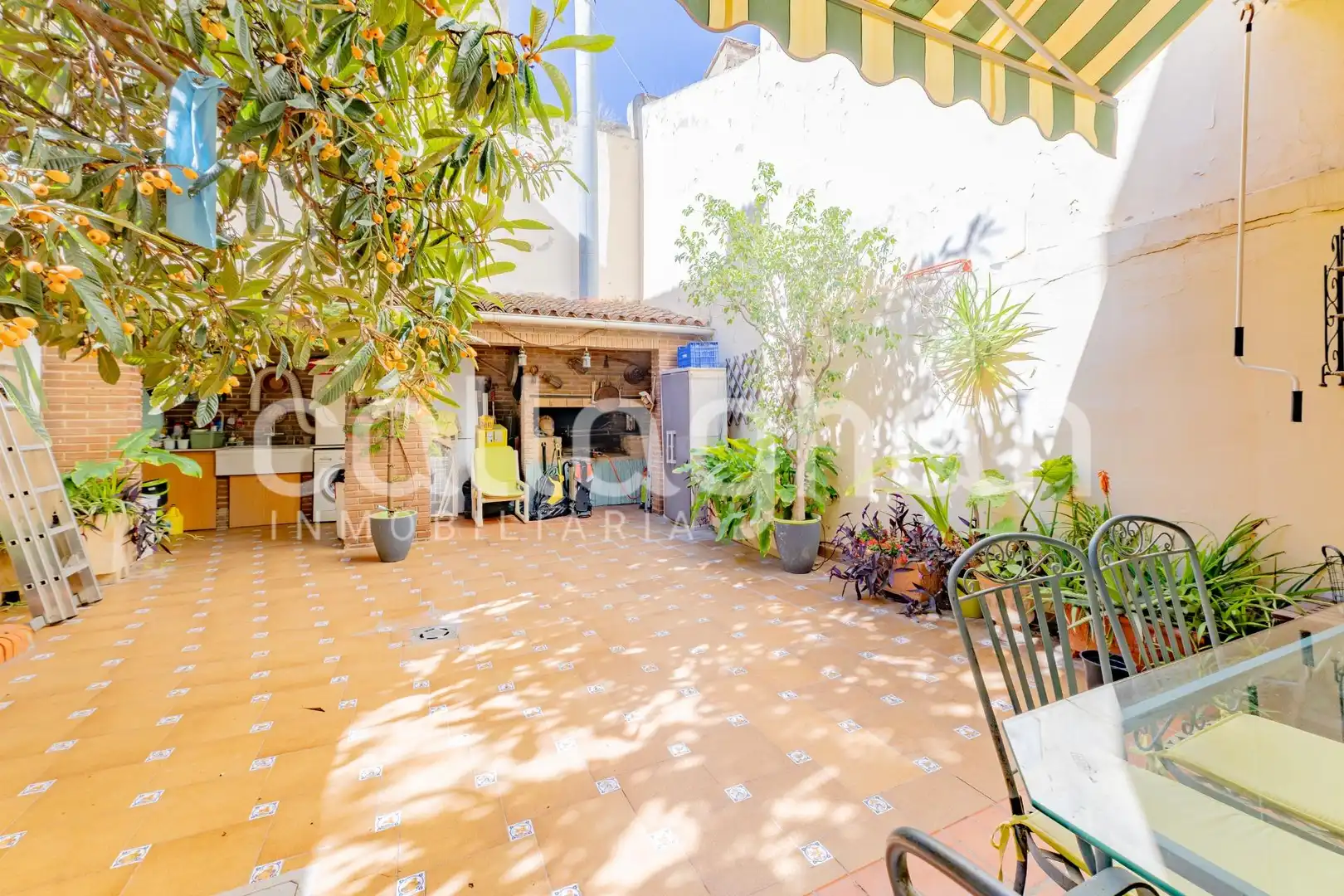 Terrassa de Casa adosada en venda en Massanassa amb Aire condicionat, Calefacció i Jardí privat