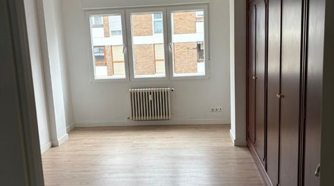 Foto 2 de Piso de alquiler en Paseo Constitución - Las Damas, Zaragoza Capital