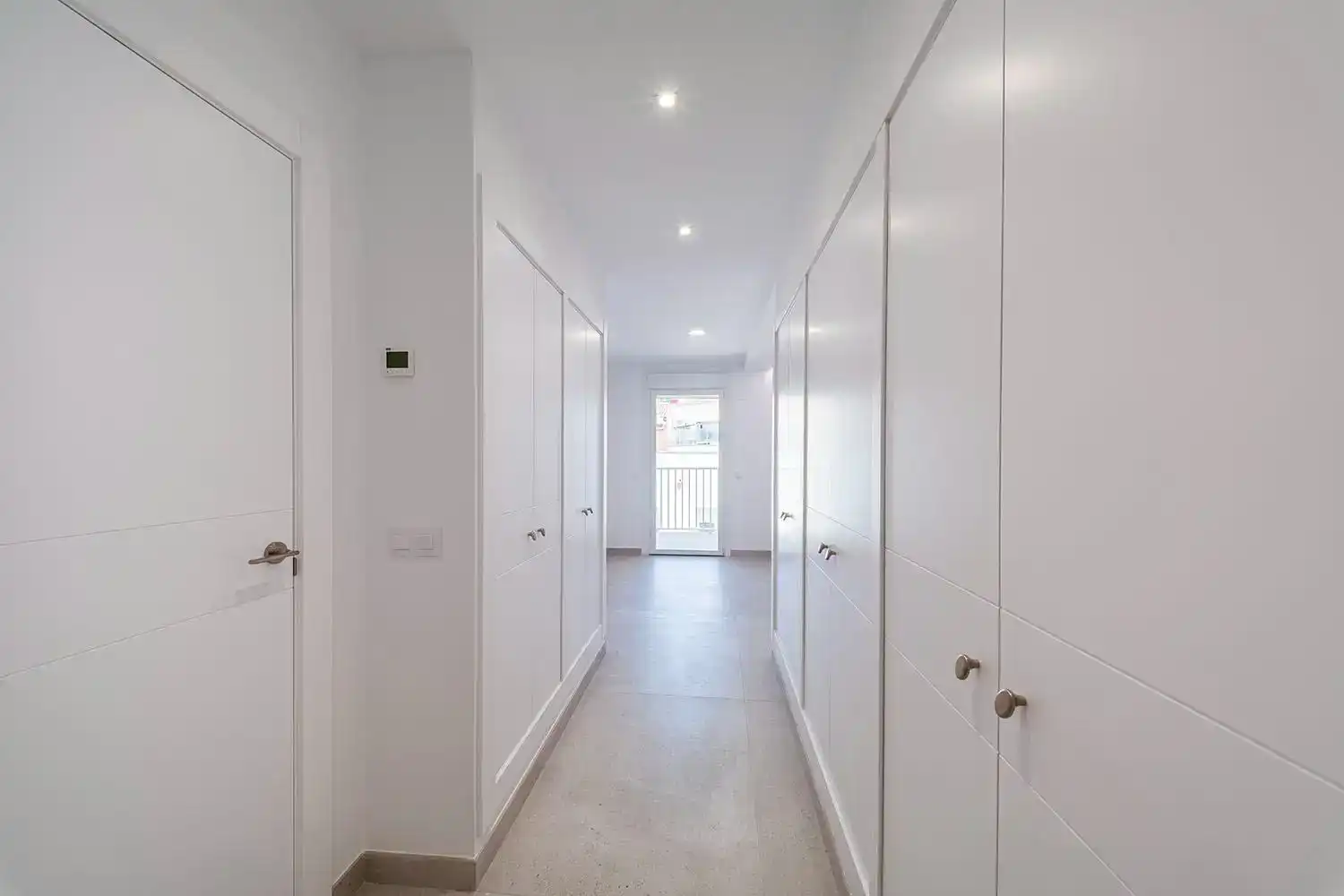Wohnung zur Miete in  Zaragoza Capital mit Klimaanlage und Balkon