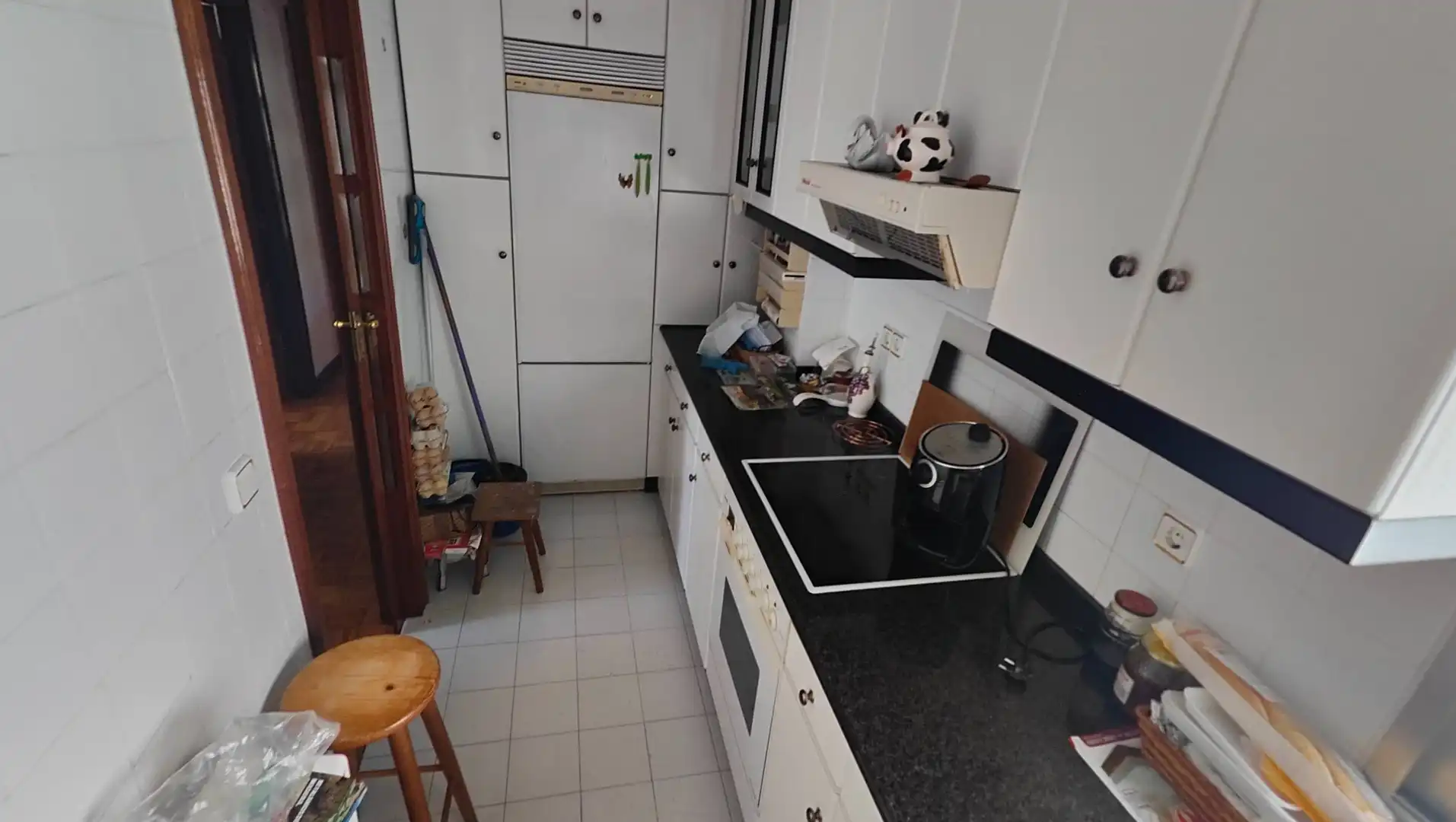 Cocina de Piso en venta en Santiago de Compostela  con Calefacción, Trastero y Amueblado