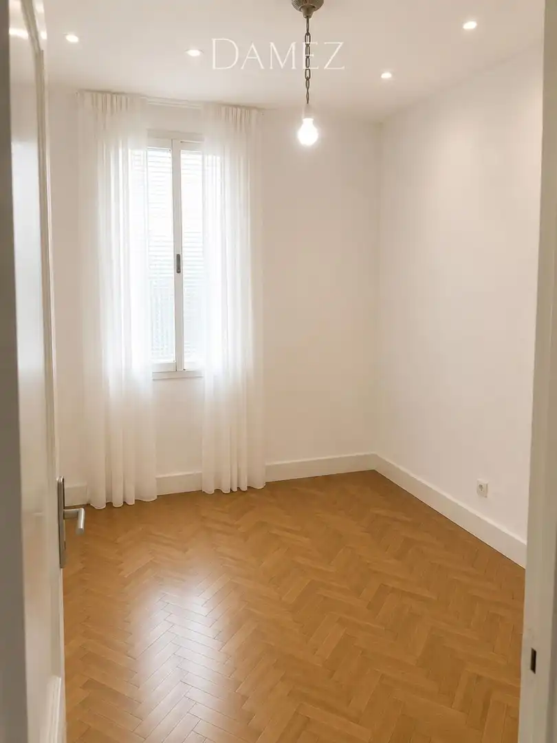Schlafzimmer von Wohnung zum Verkauf in Madrid mit Heizung