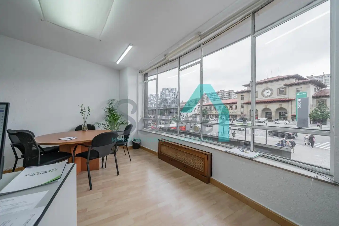 Office space with lift for sale in Centro - Casco Histórico, imagen 3