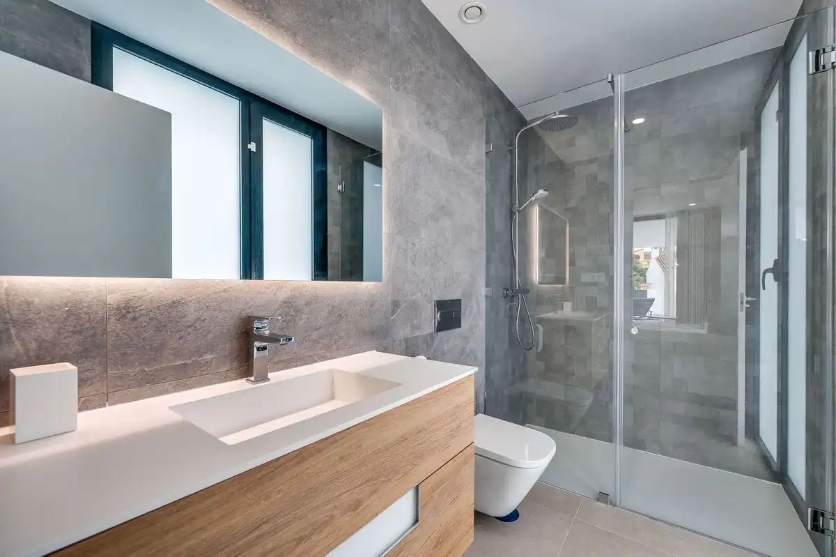 Chalet con jardín en venta en Avenida Pablo Ruiz Picasso 11, imagen 23