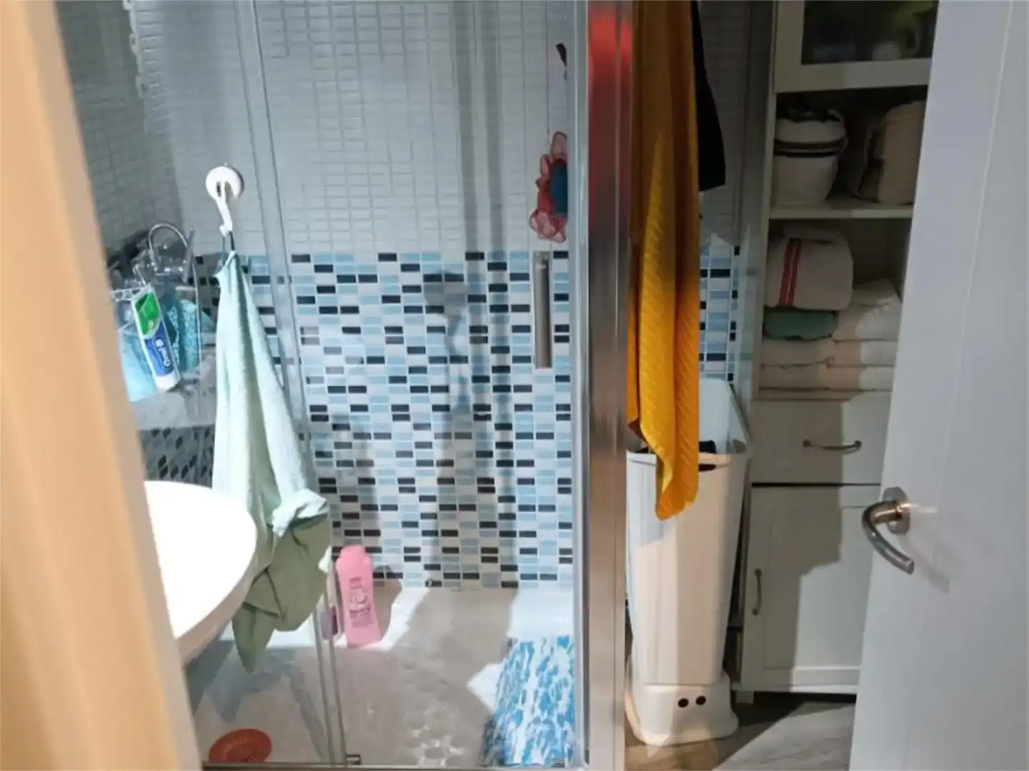 Bany de Apartament en venda en Roquetas de Mar amb Aire condicionat