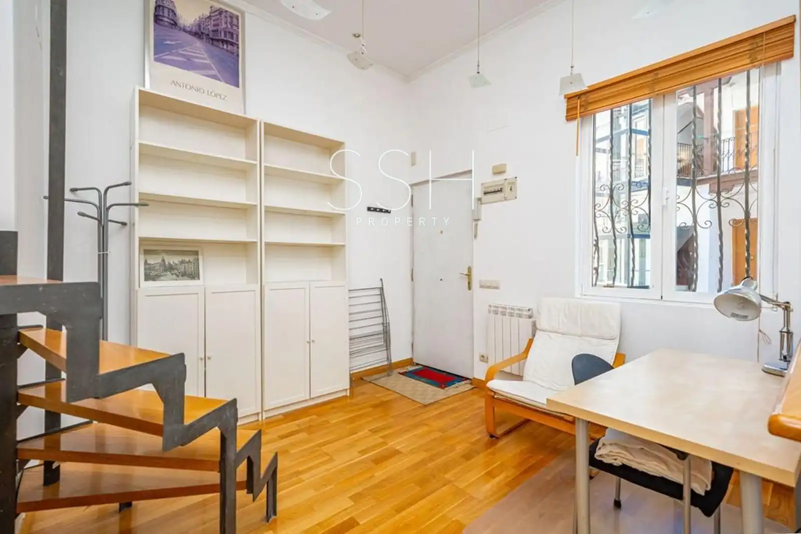 Schlafzimmer von Wohnung zur Miete in Madrid mit Heizung und Möbliert