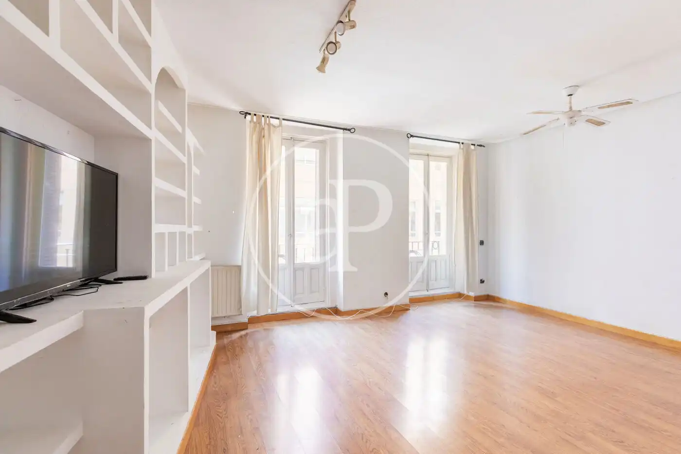 Appartamento con terrazza in vendita a C. de Mesonero Romanos, imagen 6