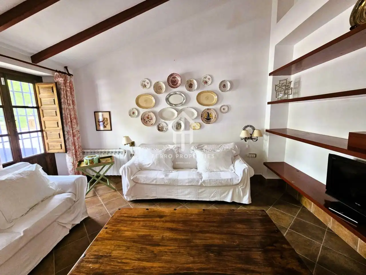 Living room of Houses for sale in Villanueva de Tapia  with Air Conditioner, Heating and Private garden