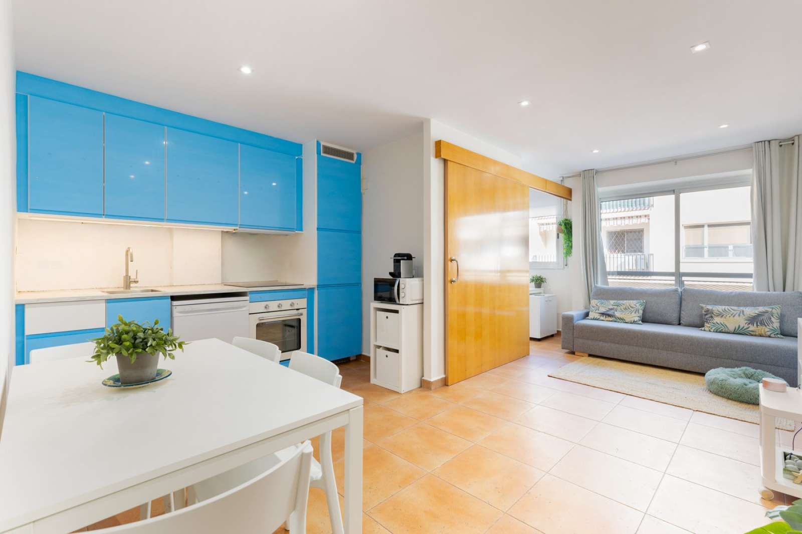 Vista exterior de Apartament per a compartir en Sant Cugat del Vallès amb Aire condicionat i Terrassa