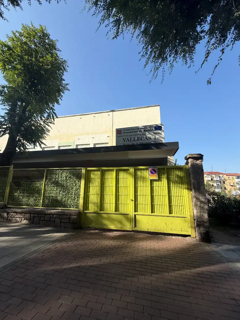 Piso en venta en Calle del Puerto de Alsasua, Palomeras Bajas