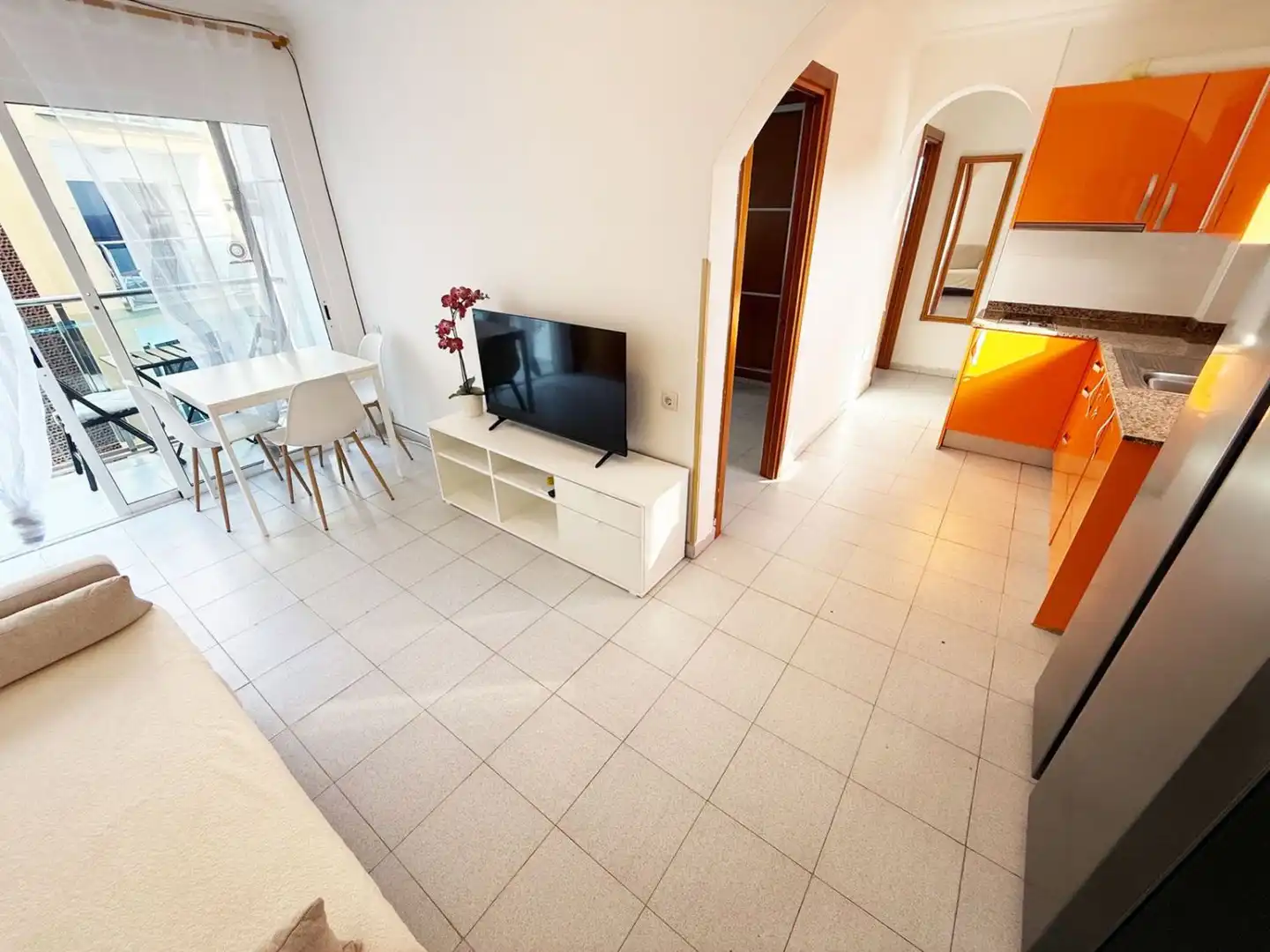 Sala d'estar de Apartament en venda en San Bartolomé de Tirajana amb Terrassa, Moblat i Piscina comunitària