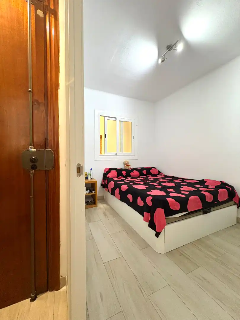 Dormitori de Pis en venda en Terrassa amb Aire condicionat, Calefacció i Parquet