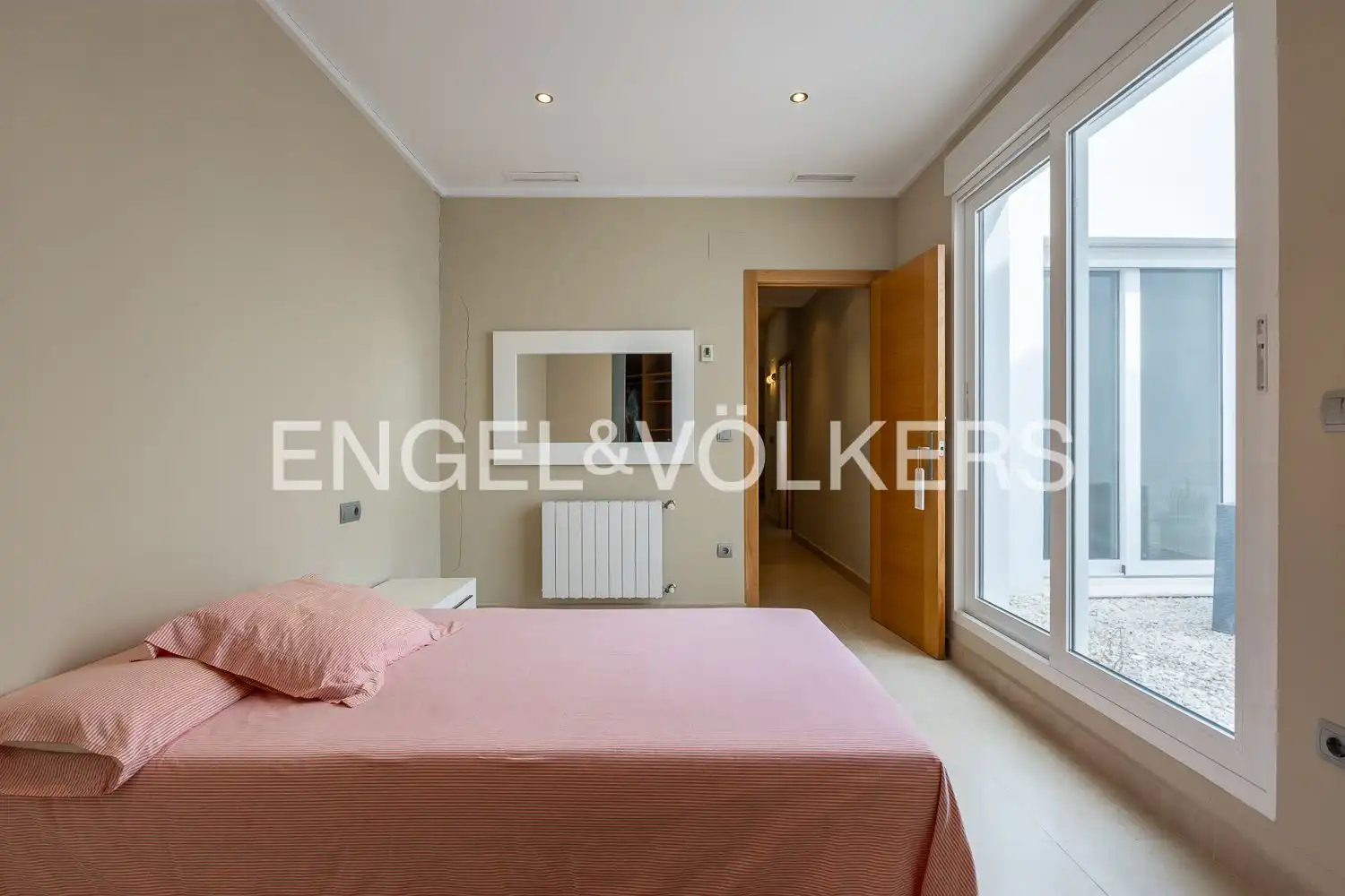 Habitación de Casa adosada en venta en Carcaixent con Aire acondicionado, Calefacción y Terraza