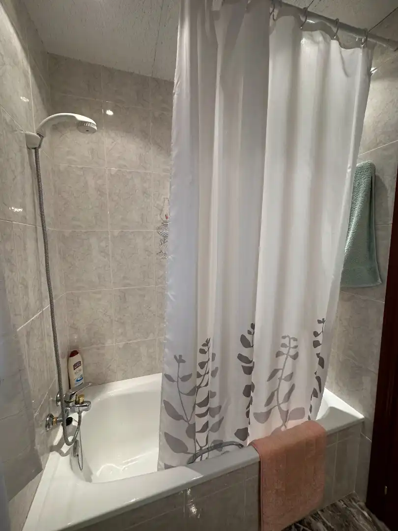 Baño de Piso en venta en Jódar con Aire acondicionado, Terraza y Trastero