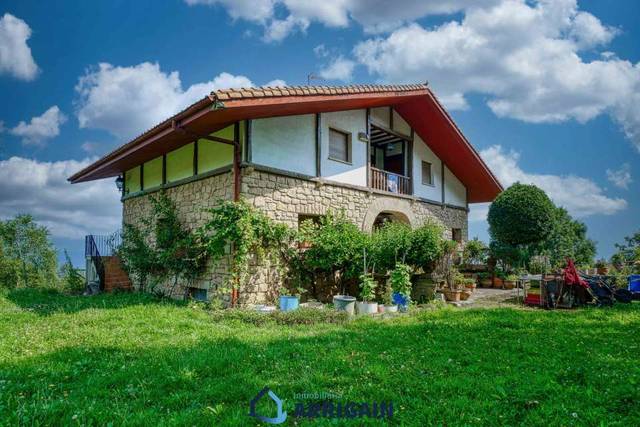 Casa-chalet en Venta en Igeldo
