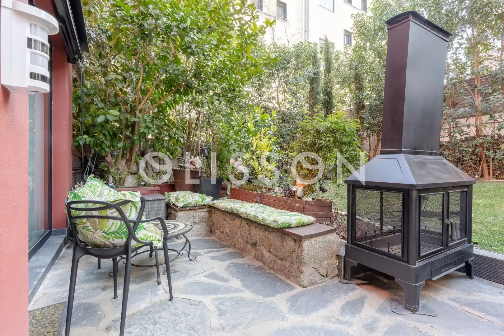 Terraza de Casa o chalet en venta en Madrid con Aire acondicionado, Calefacción y Jardín privado