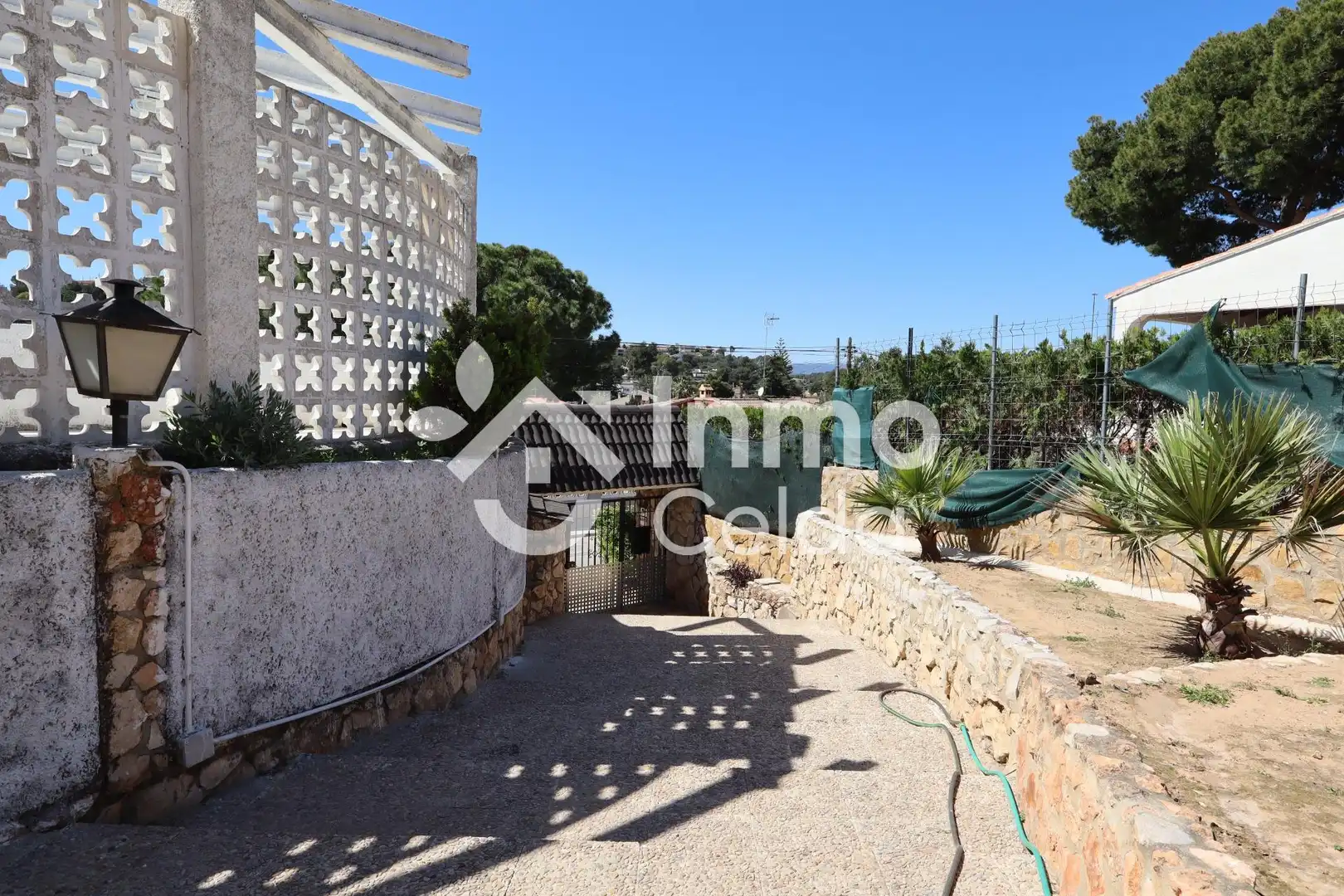 Jardín de Casa o chalet en venta en Chiva con Aire acondicionado, Calefacción y Jardín privado