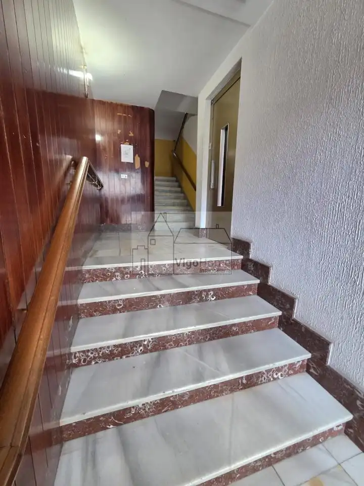 Wohnung zum Verkauf in Vigo  mit Terrasse und Balkon