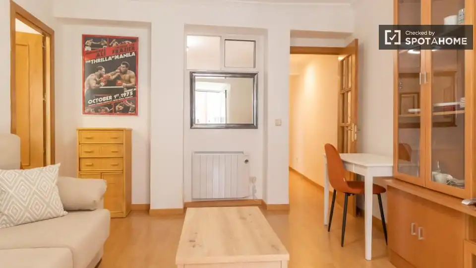 Piso con terraza en alquiler en Centro, imagen 4