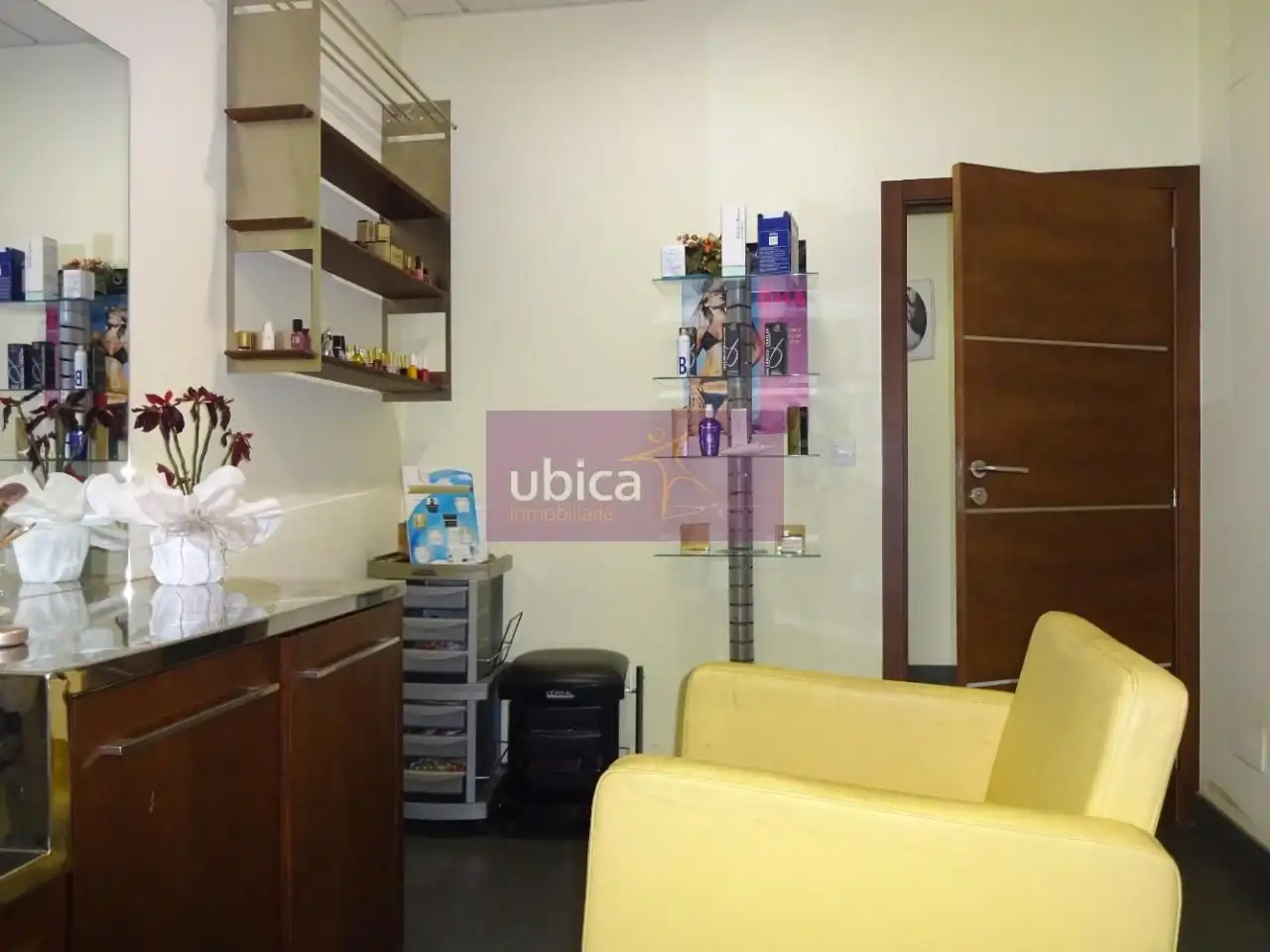 Local comercial en venda a Ponteareas, imagen 4