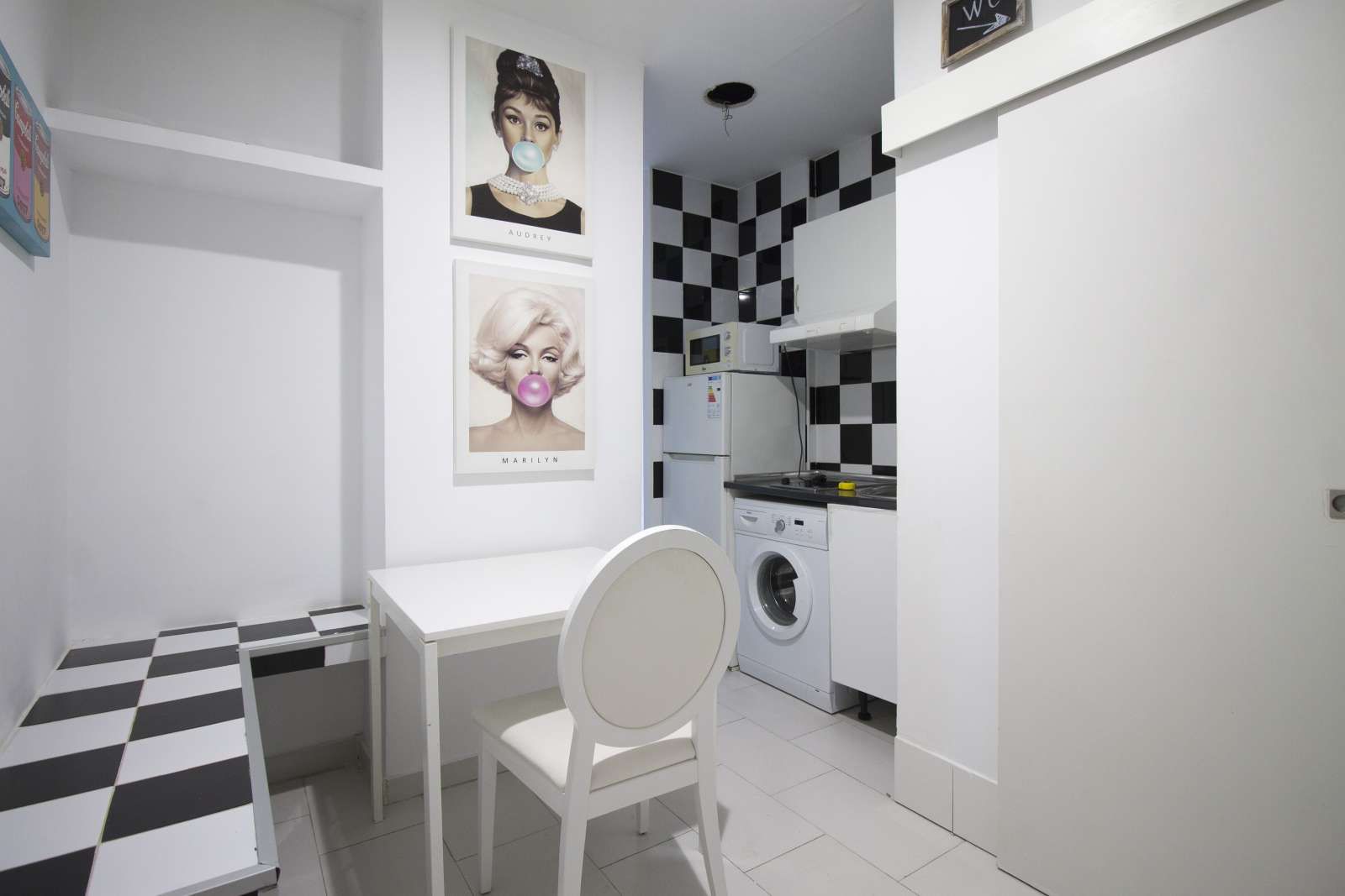 Kitchen of Study to share in  Madrid Capital  with Air Conditioner, Heating and Terrace