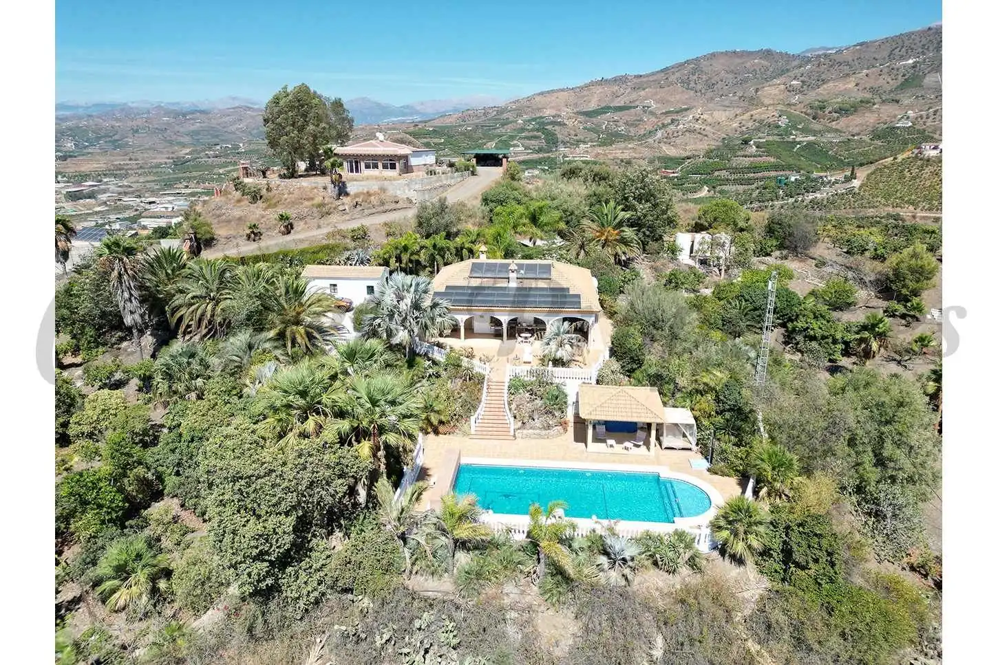 Casa con piscina en venta en Vélez-Málaga ciudad