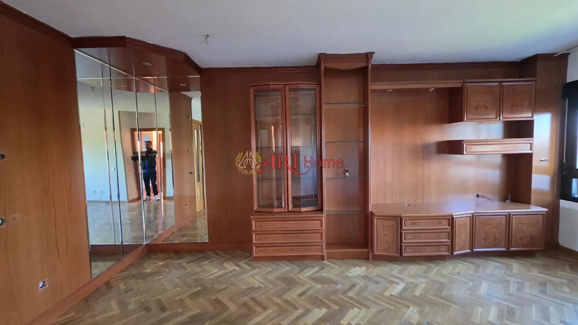 Bedroom of Flat for sale in Fuenlabrada  with Air Conditioner, Heating and Storage room