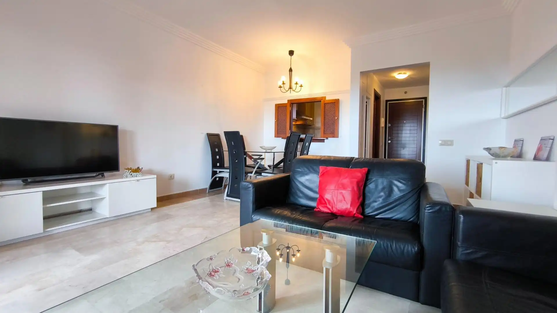 Sala de estar de Apartamento de alquiler en Ayamonte con Terraza, Amueblado y Piscina comunitaria