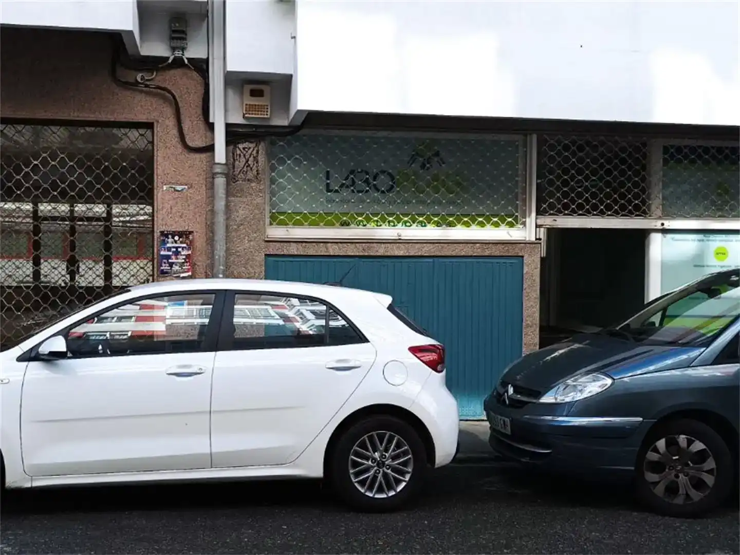 Commercial properties for sale in Noia