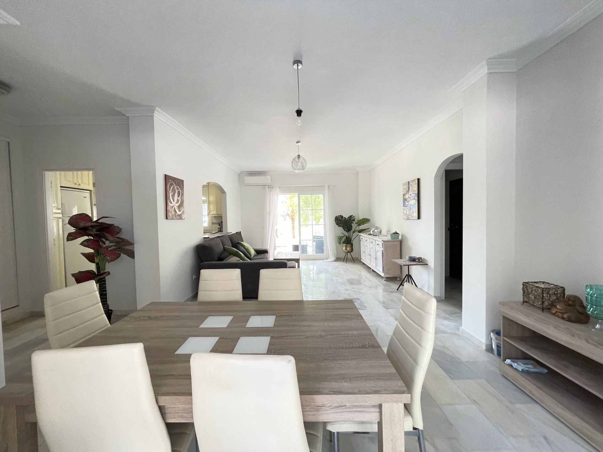 Dining room of Planta baja for sale in Estepona  with Air Conditioner, Terrace and Swimming Pool