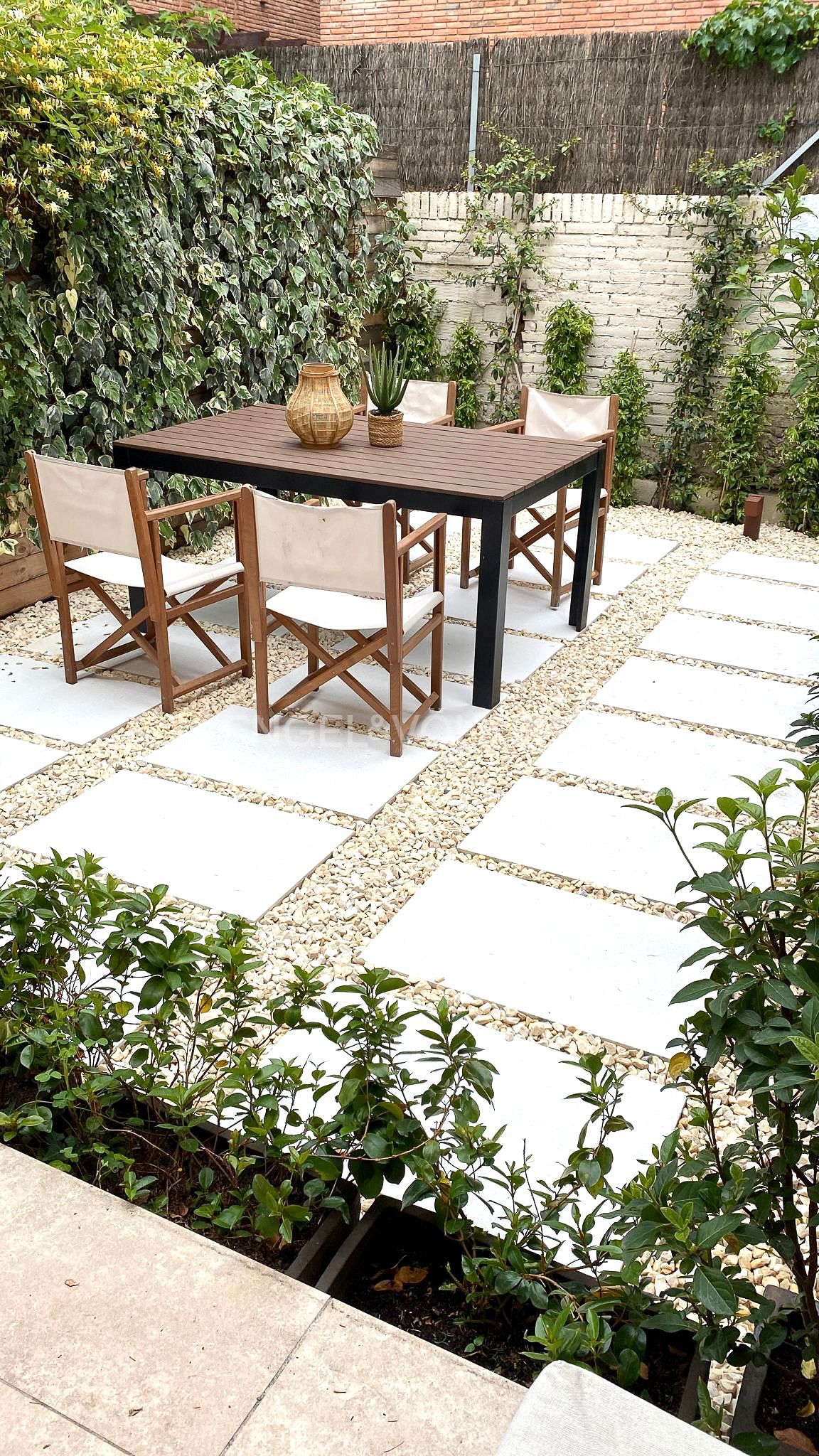 Terrassa de Casa o xalet en venda en Sant Cugat del Vallès amb Aire condicionat, Calefacció i Jardí privat