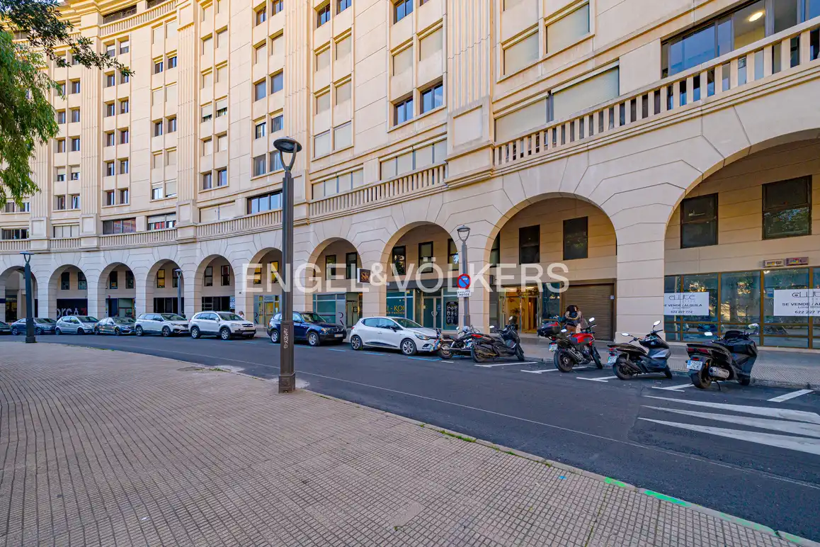 Vista exterior de Apartament en venda en Benidorm amb Aire condicionat i Piscina comunitària