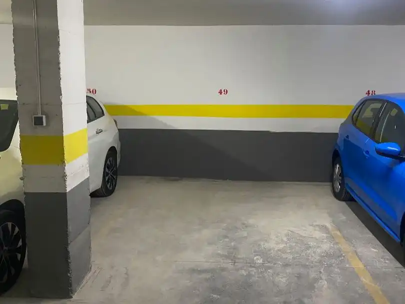 Parkplatz von Garage zur Miete in Albacete
