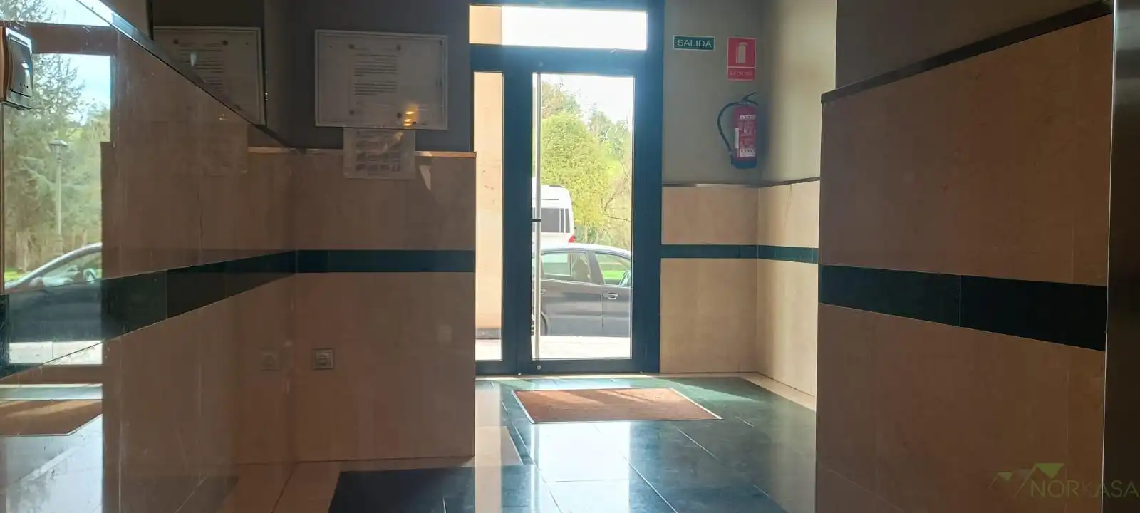 Wohnung zum Verkauf in Llanera mit Heizung, Parkett und Terrasse