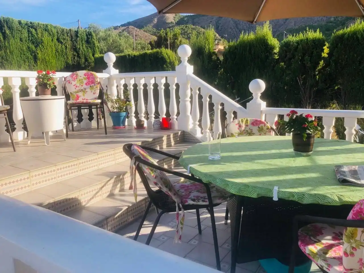 Terrassa de Casa o xalet en venda en Orihuela amb Aire condicionat, Calefacció i Jardí privat