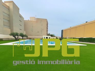 Piso con balcón en venta en Centro