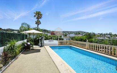 Vista exterior de Casa o xalet en venda en Jávea / Xàbia amb Aire condicionat, Calefacció i Terrassa