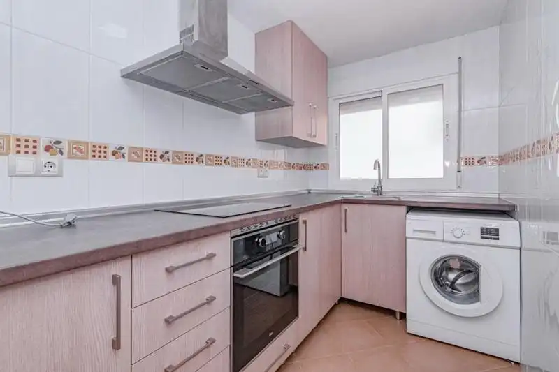 Cocina de Piso en venta en La Zubia con Amueblado