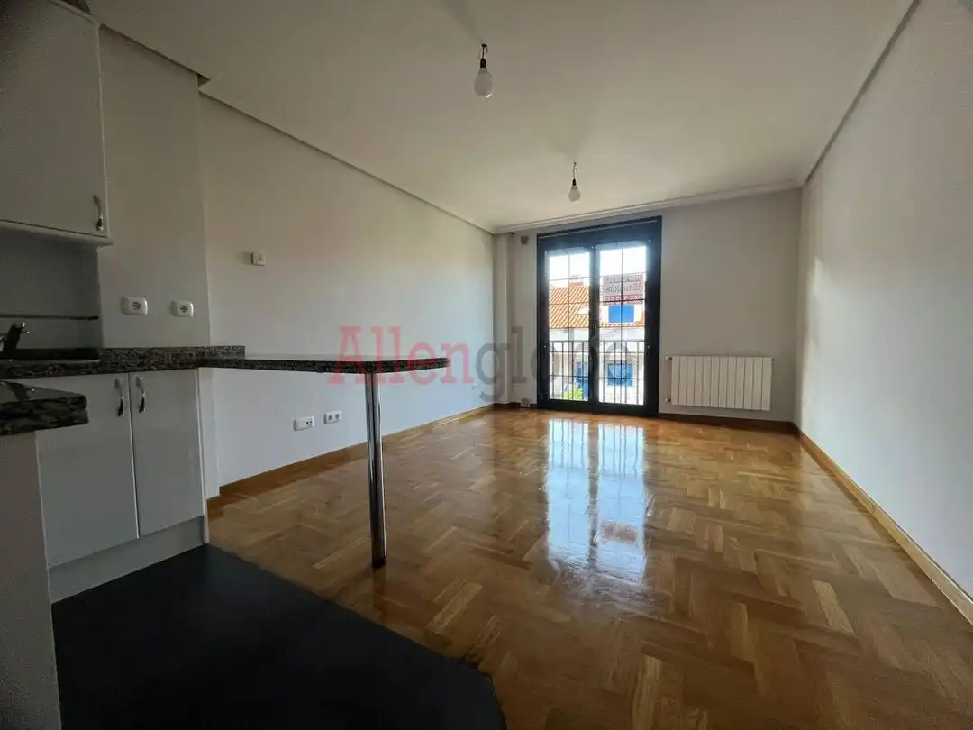 Apartment with lift for sale in Soto del Barco, imagen 5